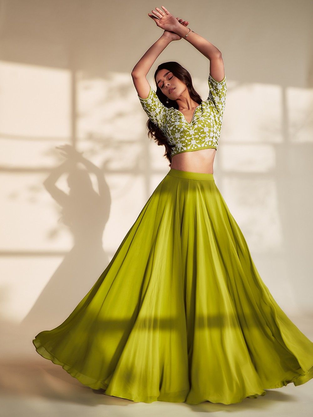 the loom - Green Hand Embroidered Silk Blouse 