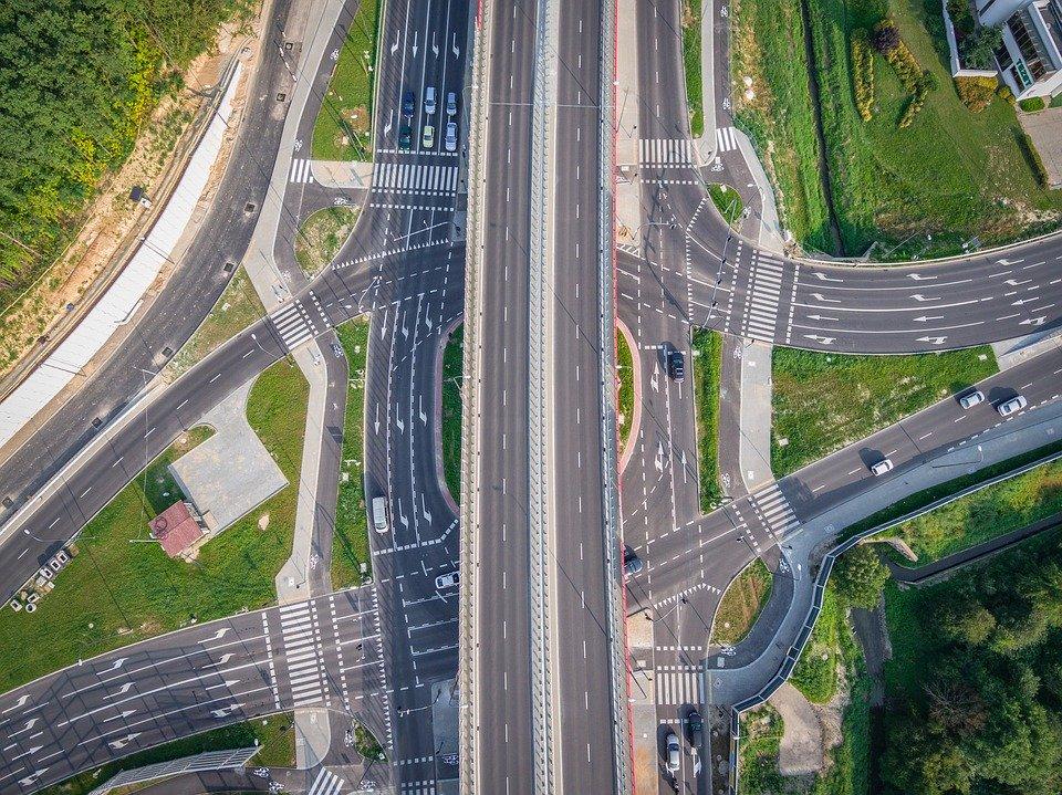 La Intersección, Manera, Inversión, Rotonda, Tráfico