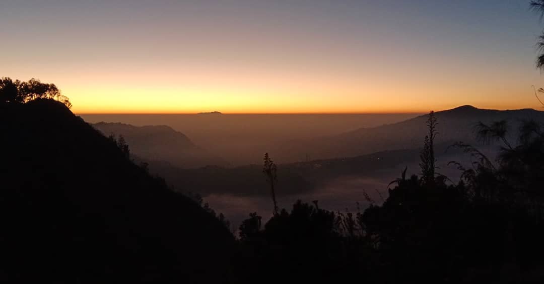 lembah widodaren taman nasional bromo tengger semeru