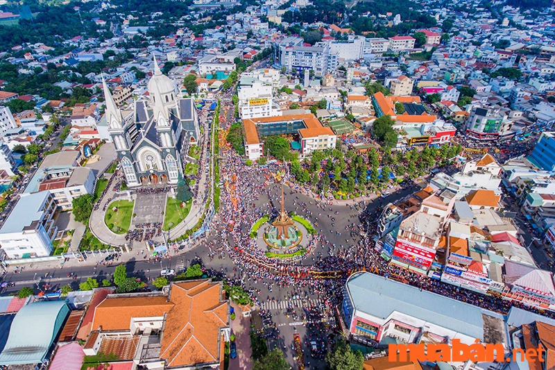 Bình Dương có vị trí địa lý thuận lợi và tiềm năng để sinh sống và làm việc