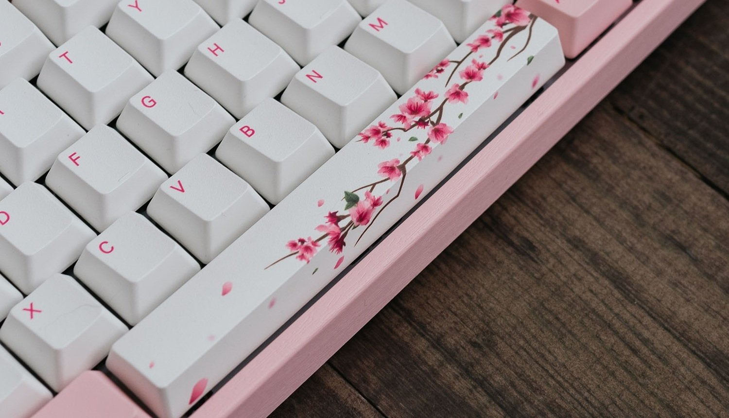 Клавиша «Пробел» клавиатуры Varmilo VA108M Sakura