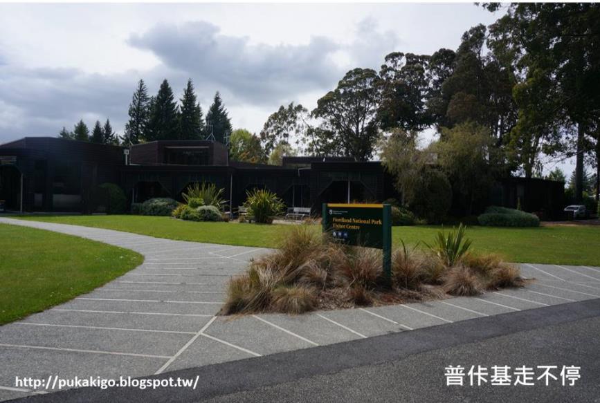 C:\Users\lgwtr\Desktop\網誌經營\普佧基走不停\NZ紐西蘭_南島_Milford Track\NZ紐西蘭_南島_Milford Track 介紹3.jpg