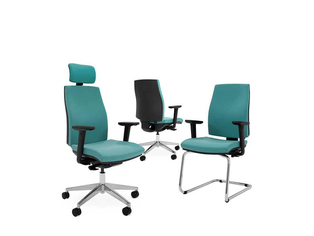 A task chair with optional arms for customisable comfort.