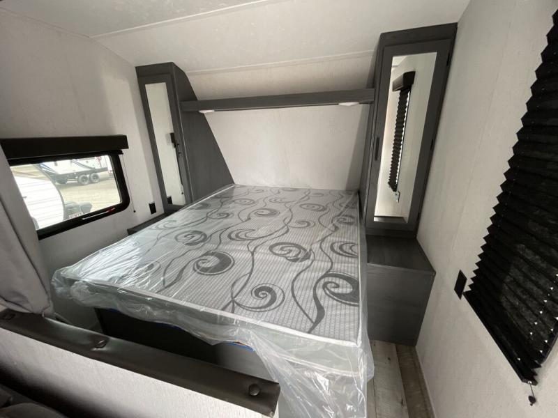 Bedroom in the Dutchmen Aspen Trail travel trailer