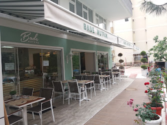 Bade Mutfak & Cafe