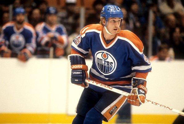 Hockey History: Edmonton Oilers Wayne Gretzky Has First 5-Goal Game