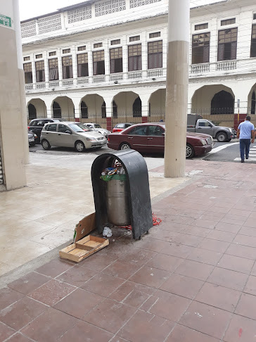 Espera De Banco Pacifico - Guayaquil