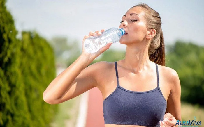 GIẢM ĐAU NHỨC NHANH CHÓNG KHI TẬP THỂ DỤC NHỜ NƯỚC ĐIỆN GIẢI ION KIỀM