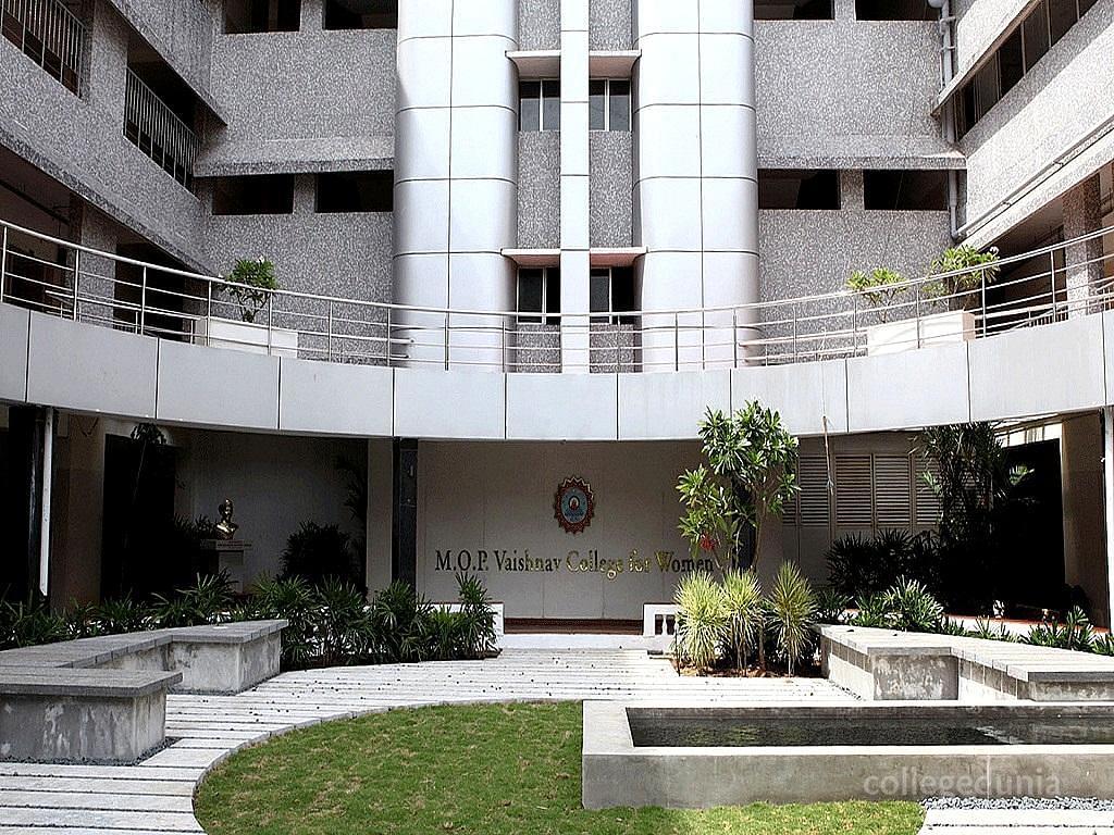MOP Vaishnav College is  best arts and science colleges in tamilnadu
