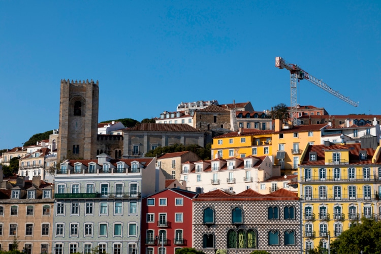 Know the construction wages in Lisbon