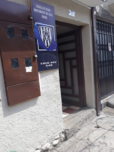 Opiniones de Escuela De Fútbol Independiente Del Valle en Cuenca - Escuela