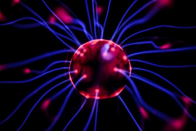 A picture containing laser

Description automatically generated
