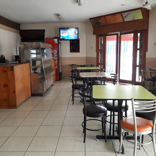 Opiniones de Pia's Tortas y Pastelería Fina en Callao - Panadería