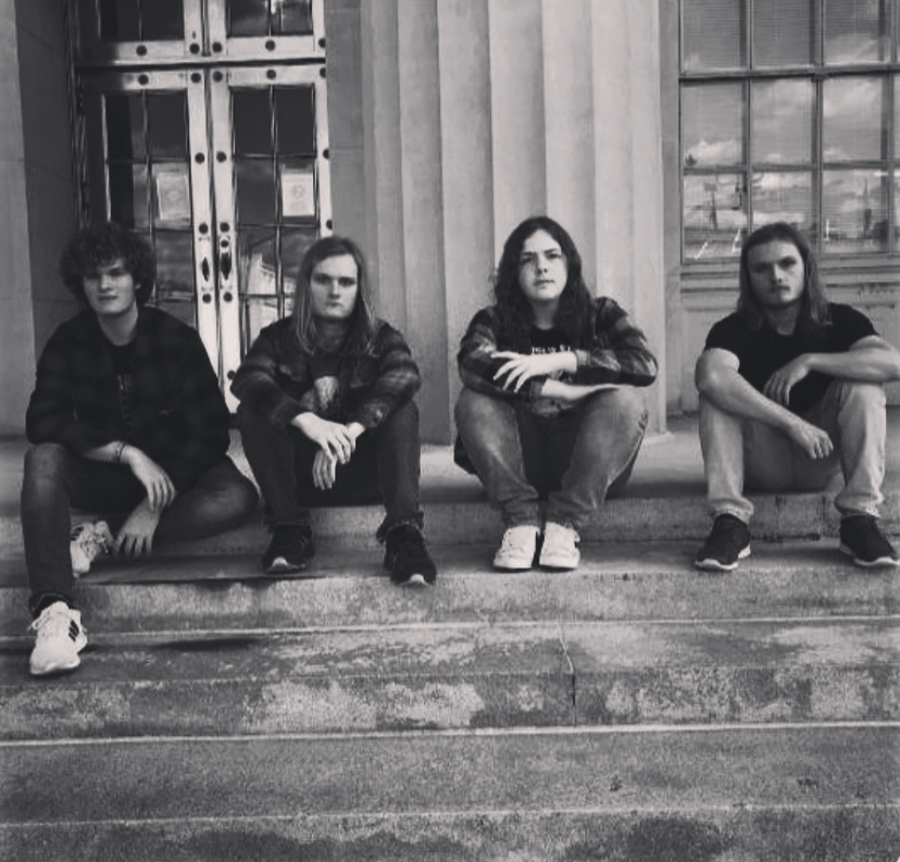 School of rock How two AUM freshmen are keeping grunge alive. The