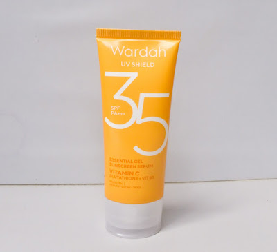 Review Wardah UV Shield Essential Sunscreen Gel SPF 35 PA+++