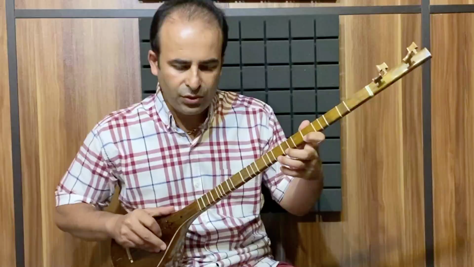 ساری گلین پاییز آمد سه‌تار