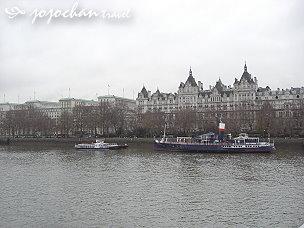 http://pics7.blog.yam.com/26/userfile/j/jojochantravel/album/14b3501ee98f96.jpg