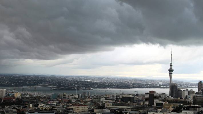 Very, very intense&#39; thunderstorm batters Auckland | Stuff.co.nz
