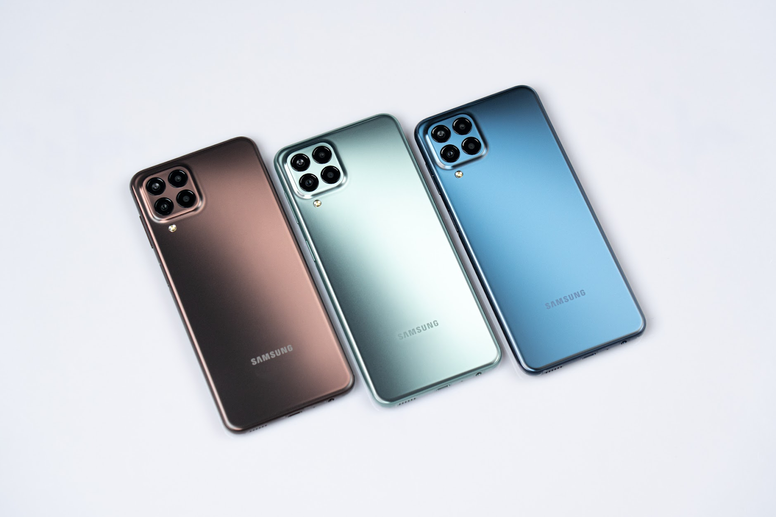 最便宜 5G 三星手機 Samsung Galaxy M33 5G 開箱評測 優缺點評價｜5G + 4G 雙卡雙待、120Hz 螢幕更新率、Exynos 1280、RAM Plus 虛擬記憶體、電量續航、高 CP 平價手機、公務機/長輩孝親機 ptt｜科技狗 - 5G手機, aptX, FHD, Galaxy, Samsung, Samsung Galaxy M33, SAMSUNG PAY, VoLTE 高音質通話, 三星手機, 台灣三星, 手機開箱, 科技狗, 開箱, 開箱評測, 體驗, 高 CP 平價手機 - 科技狗 3C DOG