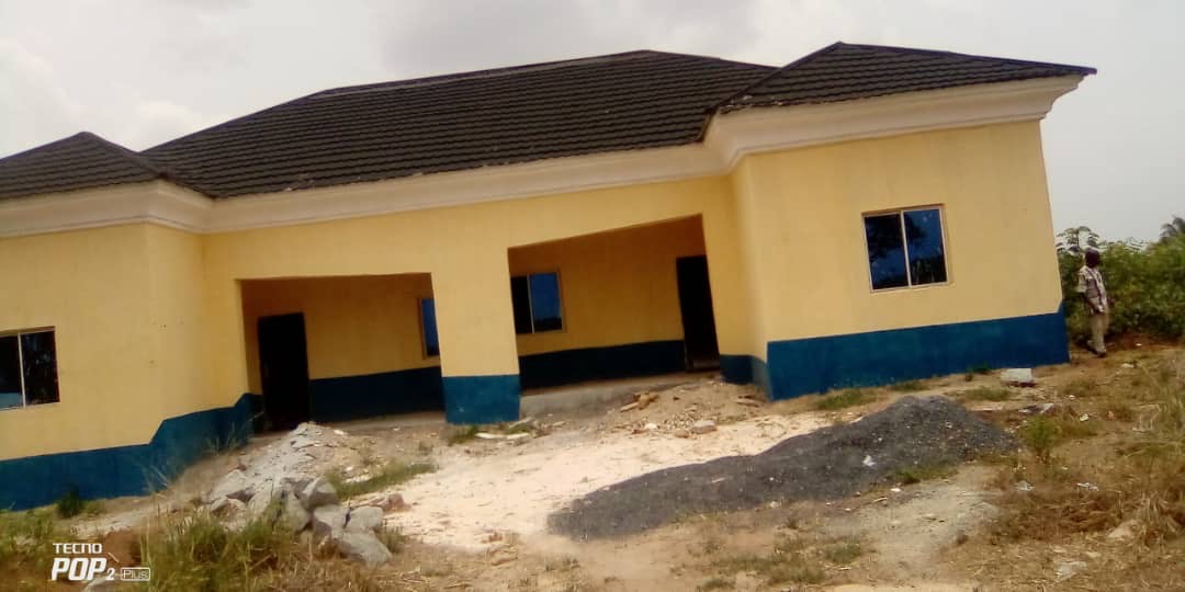 Ebonyi Government Completes Abandoned Uwana Teachers’ Quarters 3 Months After Dataphyte's Report