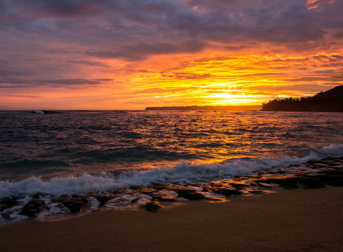 How long does it take to drive around Kauai island? (Best stops)