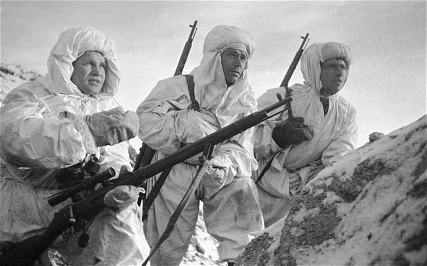 Soviet-Soldiers_2514887b.jpg