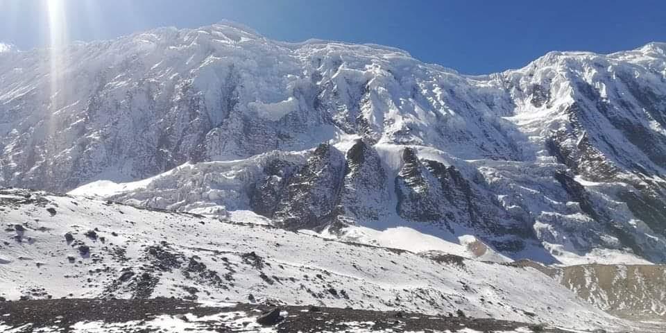 Tilicho Lake Annapurna Mountain 