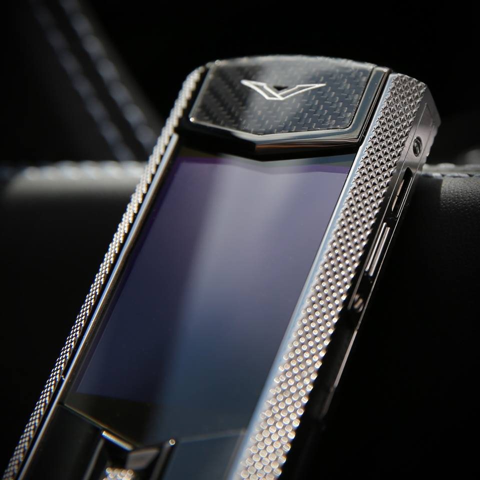 điện thoại vertu signature s Hoàng Luxury bán 