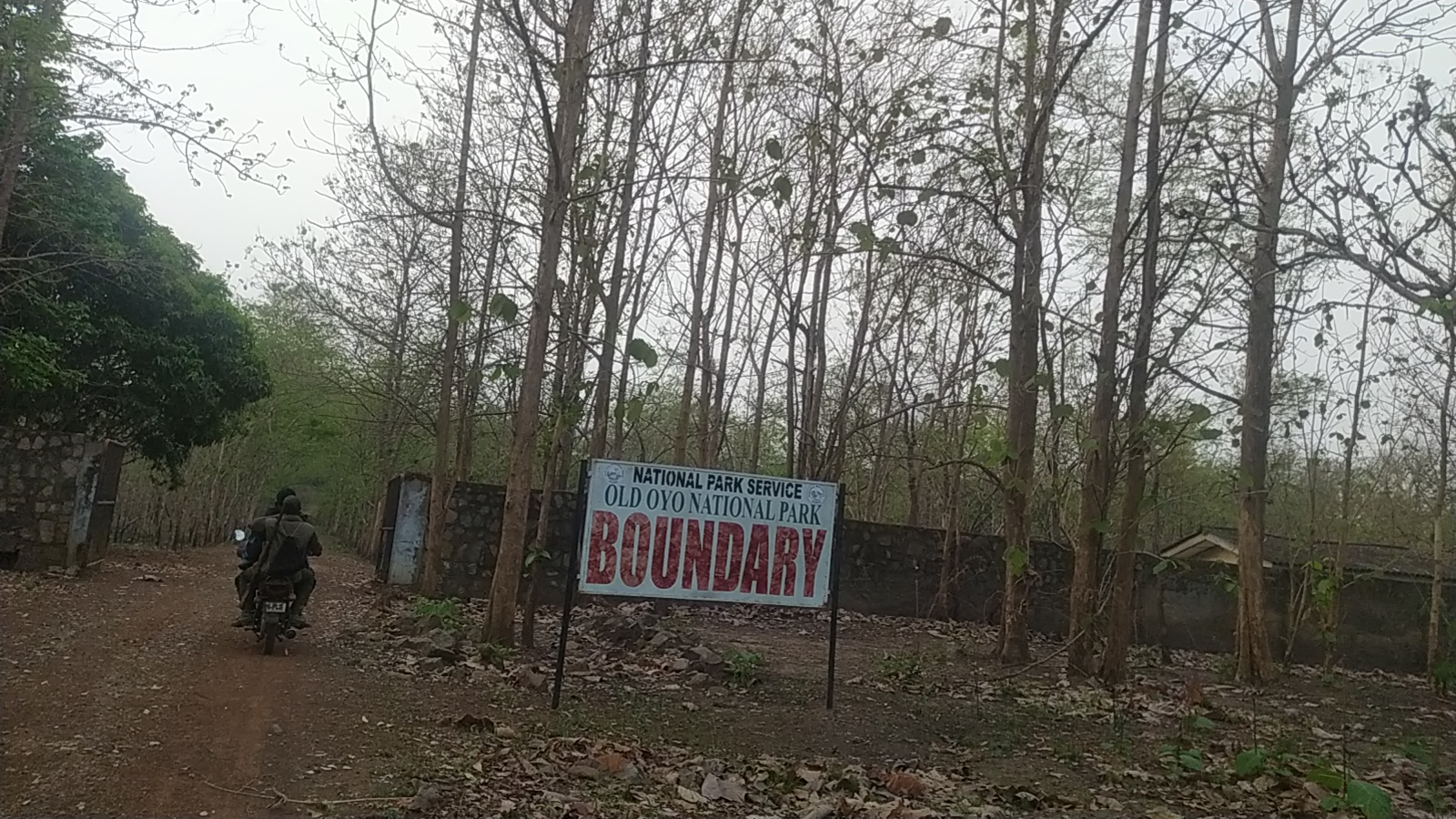The entry into the Old Oyo National Park, showing the boundary 