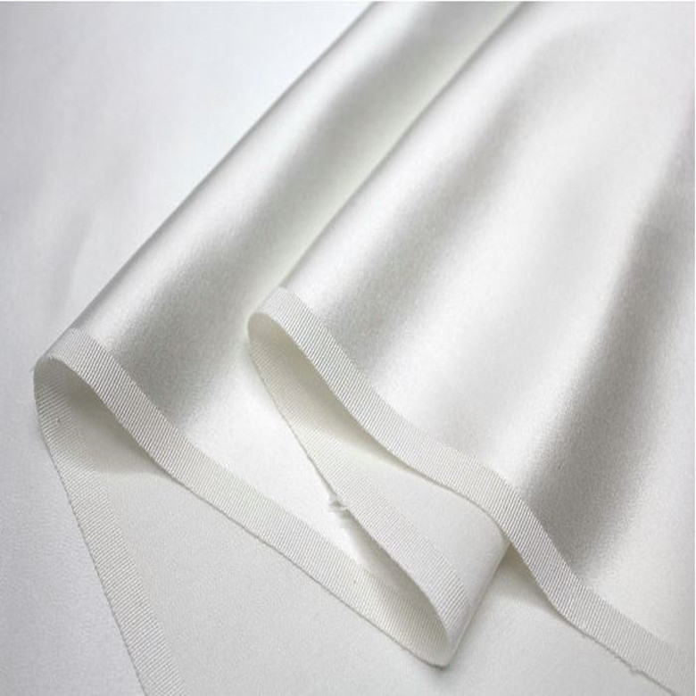 Vải Poly Spandex đem lại sự mềm mại, sang trọng cho người sử dụng