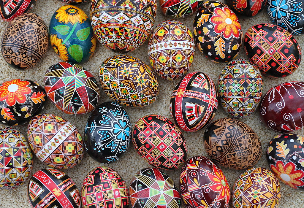 1024px-Pysanky2011.JPG