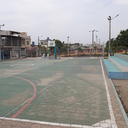 Opiniones de Cancha De Futbol Las Tejas en Guayaquil - Campo de fútbol