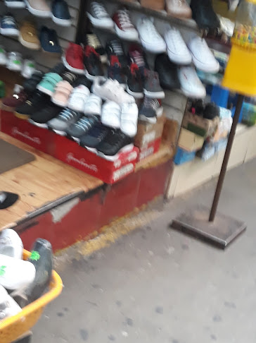 Calle Imbabura C.C. Mega Ipiales Hermano Miguel, piso 1, local 334, Quito 170401