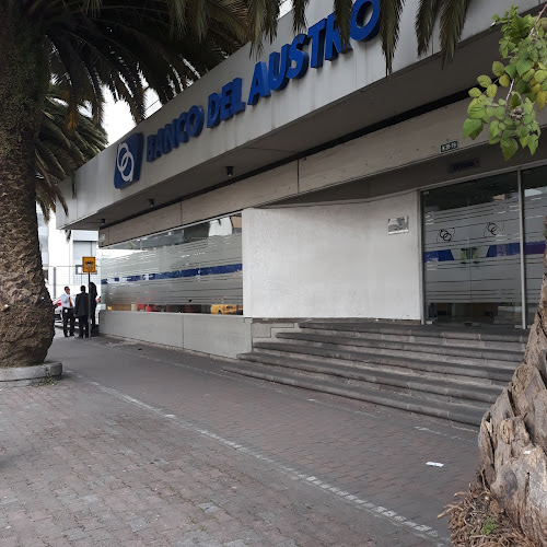 Opiniones de Banco Del Austro en Quito - Banco