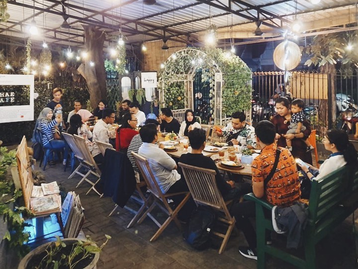 10 Cafe 24 Jam di Surabaya Paling Hits (WiFi Super Kencang)