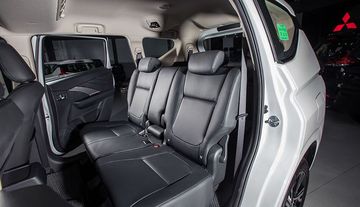 Về không gian, hàng ghế thứ hai của Mitsubishi Xpander 2022 được các chuyên gia và khách hàng đánh giá tốt