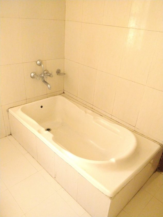 washroom hotel yambu kathmandu