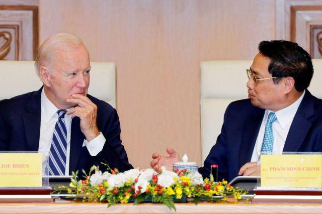 Thủ tướng Việt Nam Phạm Minh Chính và Tổng thống Mỹ Joe Biden gặp gỡ với các CEO tại Văn phòng Chính phủ ở Hà Nội ngày 11/9/2023