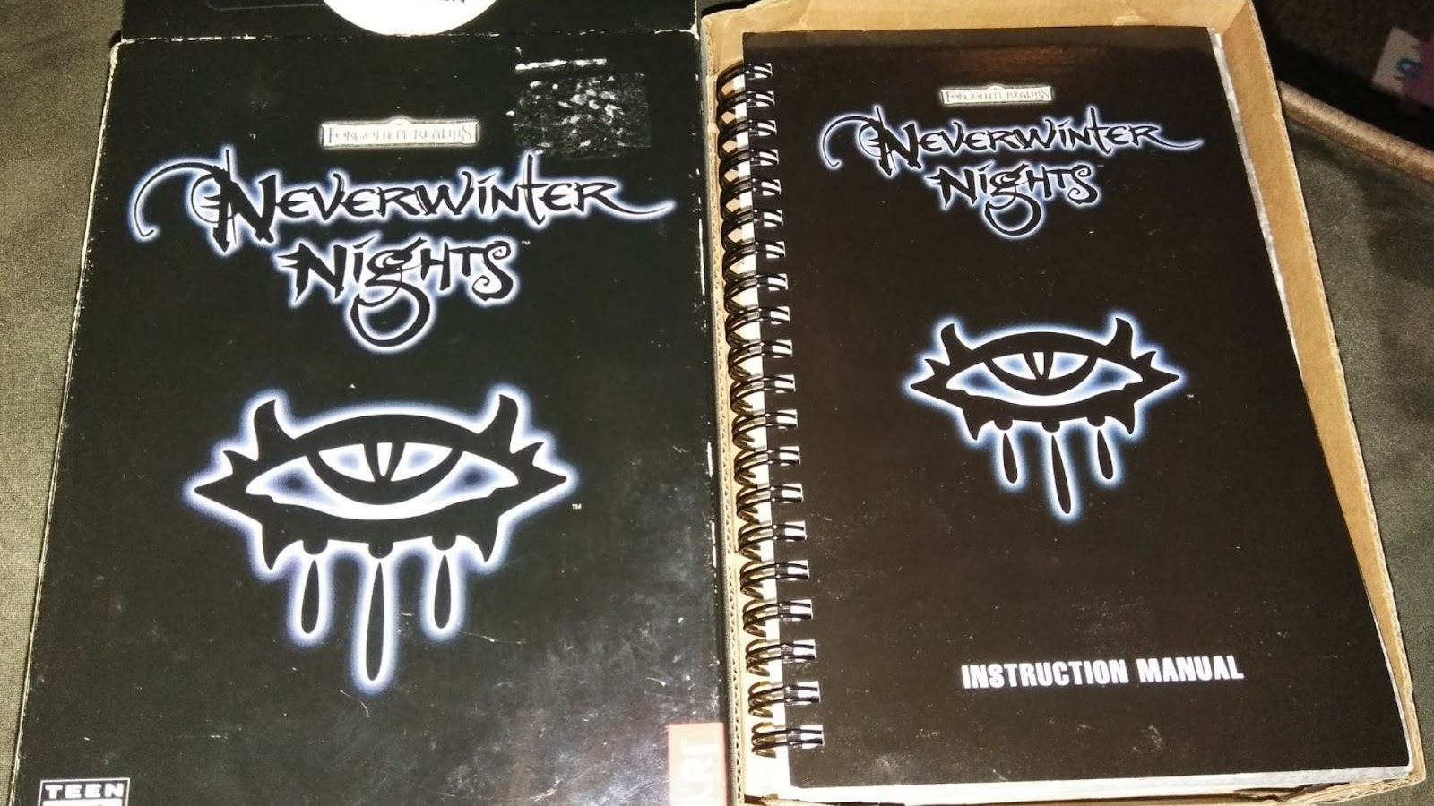 Manual de Neverwinter Nights.