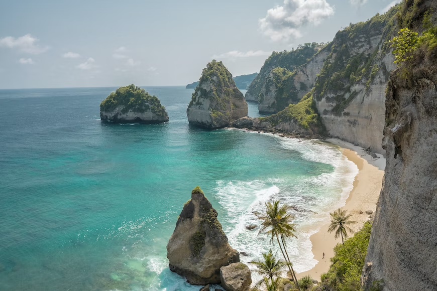Scenic view of Nusa Penida island captured from below, showcasing its stunning natural beauty.