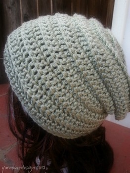 12 days of DIY crochet gifts to make: Day 5- trendy slouchy hat