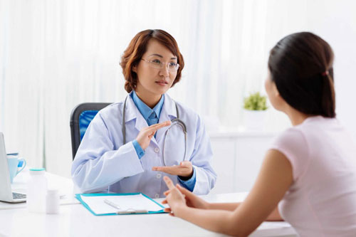 Nên đi khám bệnh sớm khi có biểu hiện bất thường