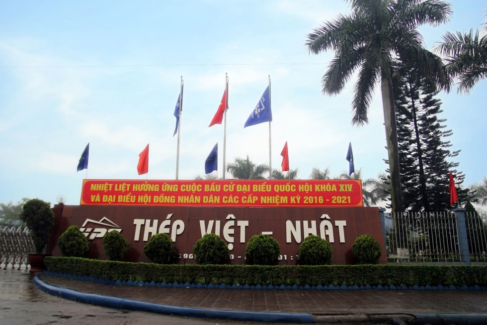 Nhà máy thép Việt Nhật