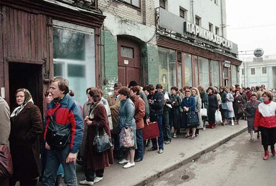 Очередь в СССР: «хвосты» как символ советской жизни. ФОТО