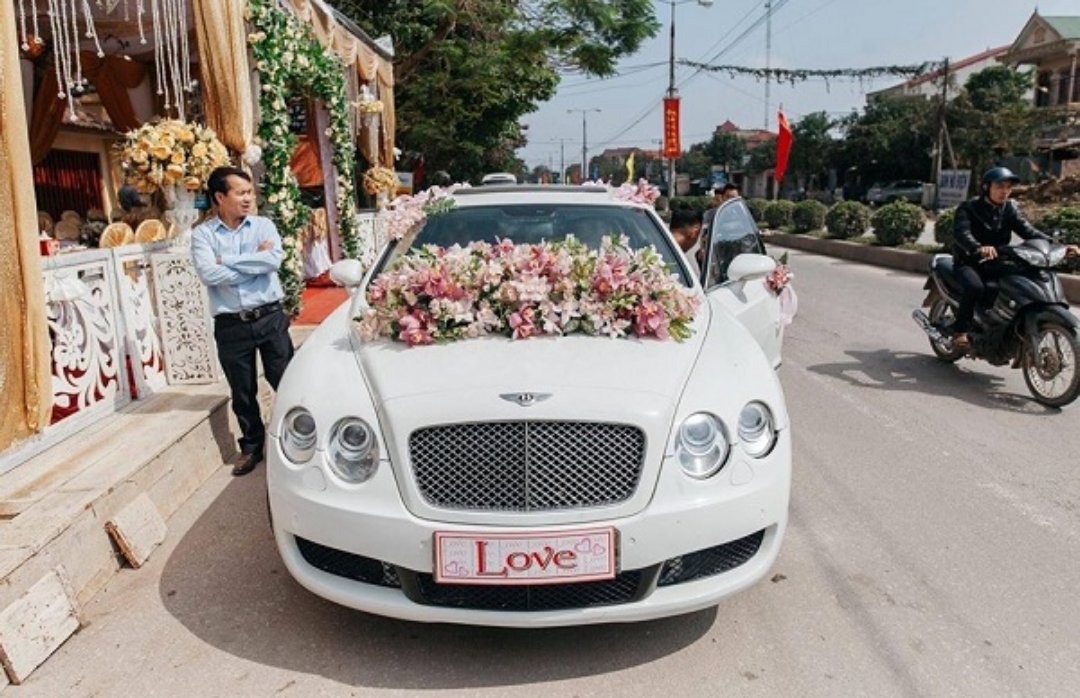 thuê xe cưới bentley