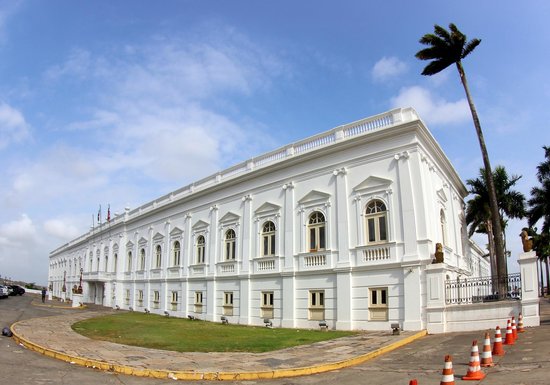 Palácio dos Leões é o edifício-sede do governo do estado brasileiro do  Maranhão. - Avaliações de viajantes - Palácio dos Leões - Tripadvisor