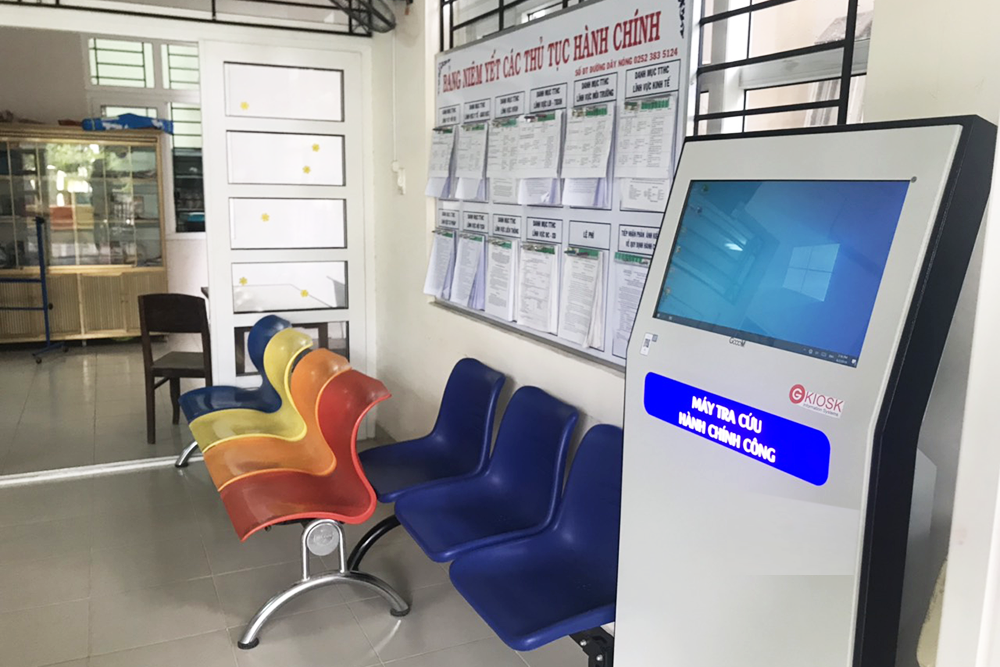 Quận Hoàng Mai đẩy mạnh ứng dụng công nghệ thông tin phục vụ người dân