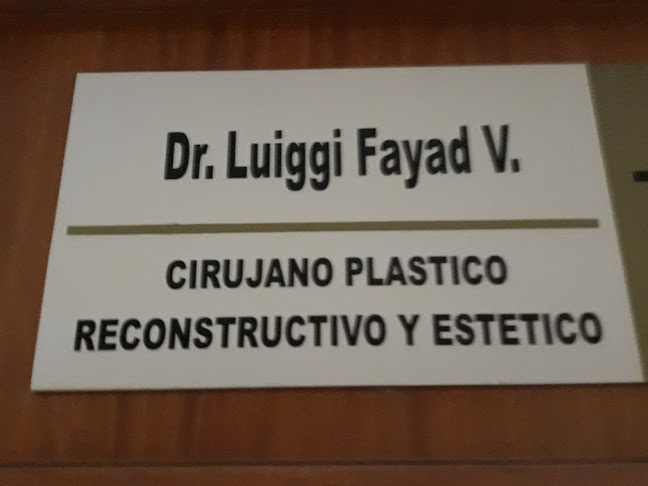 Luiggi Fayad Cirugía Plástica - Cirujano plástico