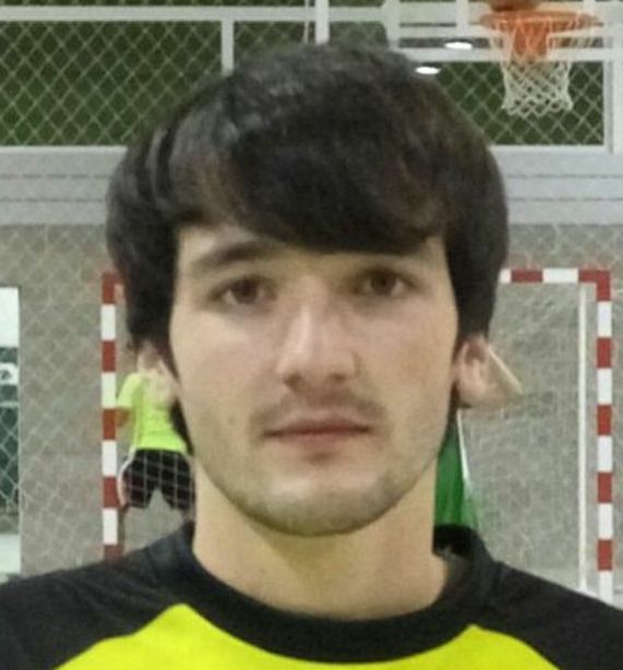 ARNAU B CARA.jpg