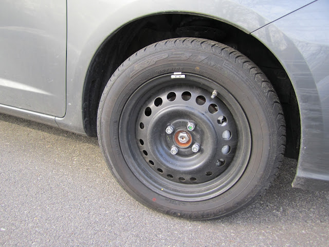 Center Caps on Stock Steel Wheels: DIY - Unofficial Honda FIT Forums